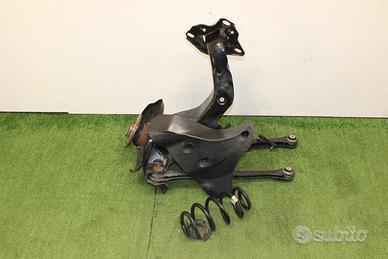 BMW F40 F45 Mozzo fusello posteriore destro