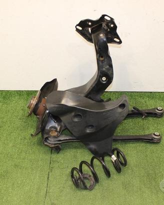 BMW F40 F45 Mozzo fusello posteriore destro