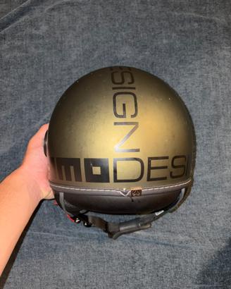Casco momo design