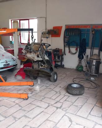 Officina meccanica e carrozzeria storica in vendit
