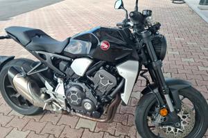 HONDA CB 1000 R  TRATT.