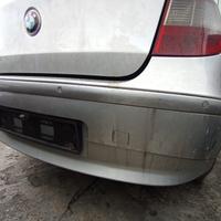 Paraurti post con sensori di parcheggio BMW 120D a