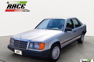MERCEDES - 250D