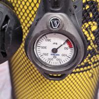 bombola sub erogatori gav profondimetro e bombola