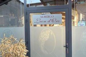 Attività / Licenza di 1320 m² con più di 5 locali 