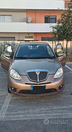 Lancia Y 1200 Oro