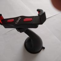 Supporto smartphone fino a 5,5" per auto