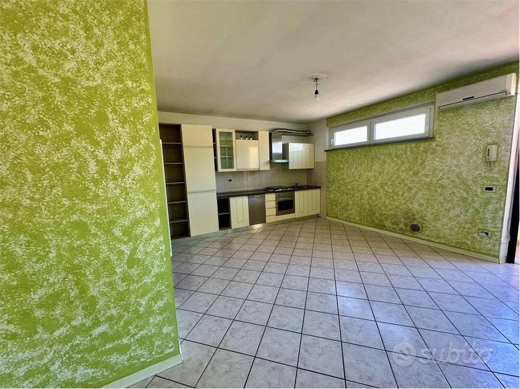 Appartamento di 85 m² con 3 locali a Porcari - Vista 5