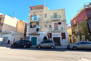 MONOLOCALE A MARGHERITA DI SAVOIA