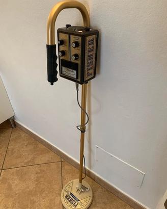 Metal detector Fisher VLF 551-D