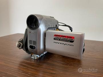 Videocamera Handycam DCR-HC17E PAL Sony + borsa