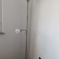 lampada piantana salotto regolabile