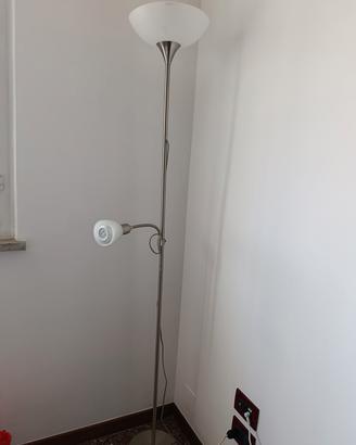 lampada piantana salotto regolabile