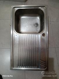 Lavandino singolo per cucina
