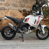 Ducati desertx