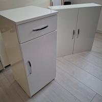 Duo mobiletti bianchi 