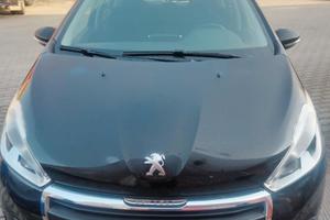 PEUGEOT 208 1.5 DIESEL del 2015