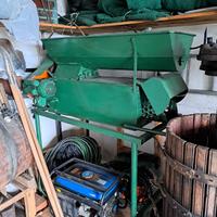 Pigiaderaspatrice a motore su ruote