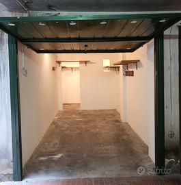Garage/box auto in centro storico - Faenza