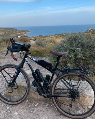 GRAVEL/MTB - Salsa “Fargo” M- ALLESTITA DA VIAGGIO