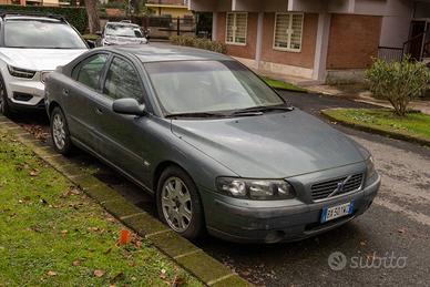 Volvo S60 D5 Momentum 163 CV – 2001