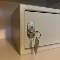 Cassaforte da appoggio con 2x chiave