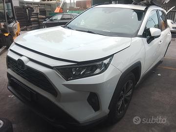 TOYOTA RAV4 DEL 2022 PER RICAMBI