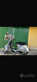 Vespa 50