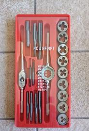 Kit per Filettatura da 20 pezzi - Maschi e Filiere