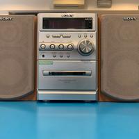 Sony CMT-NE5 con casse, lettore cd e cassette