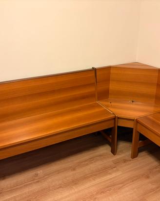 Panca angolare in legno