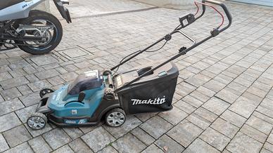 Tosaerba Elettrico MAKITA DLM432PT2