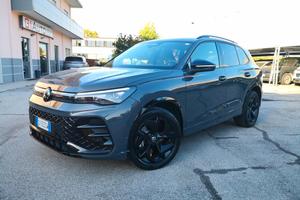 Volkswagen Tiguan 2.0 TDI 150 CV DSG R-Line ***TEL