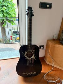 Chitarra classica Stagg nera con decorazione