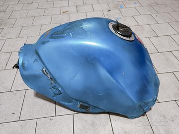 serbatoio Suzuki gsr 600