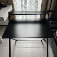 Scrivania salvaspazio