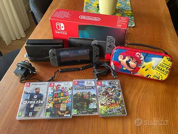 Nintendo Switch V2 completa + 4 giochi + custodia