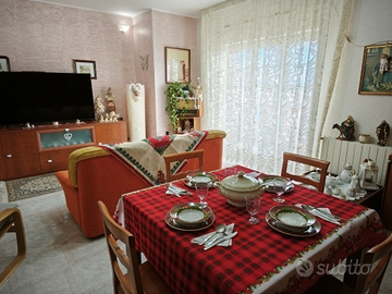 Appartamento vista mare 130mq + Cantina 25mq