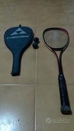 racchetta da squash con palline 