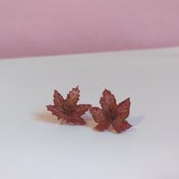 Orecchini a lobo foglia Acero