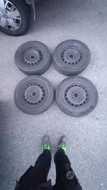 cerchi e gomme