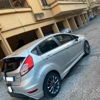 Ford Fiesta 1.5 tdci St-Line 75 cv