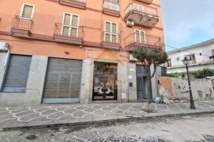 Ufficio in A.F.F.I.T.T.O a Casoria