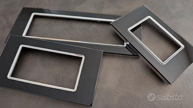 Placche in vetro LIVING INTERNATIONAL BTICINO