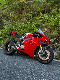 Ducati Panigale V4s