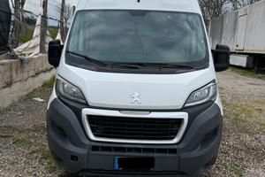 Peugeot Boxer 335 2.2 HDi 130CV