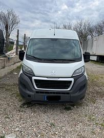 Peugeot Boxer 335 2.2 HDi 130CV