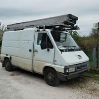 Renault Master T35D (L2H2)