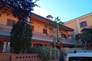 Bilocale con terrazzo e garage