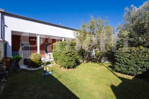 Rifinita Villa su lotto di 700 mq